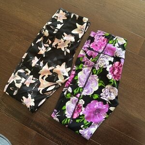 Victoria Secret set of 2 floral essential pocket leggings size 6